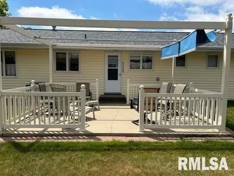 518 Christopher St, Morrison, IL 61270 photo 7