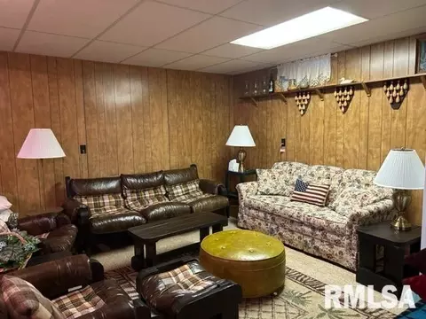 518 Christopher St, Morrison, IL 61270 photo 36