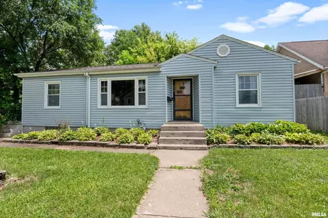 1820 31st St, Moline, IL 61265