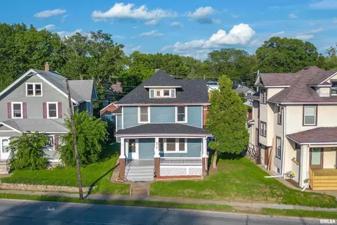 2715 N Brady St, Davenport, IA 52803