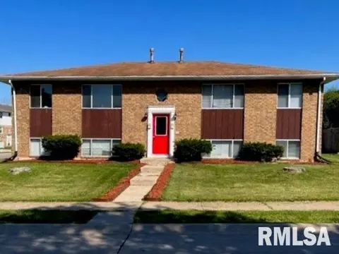 3023 N Michigan Ave, Davenport, IA 52804