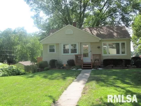 4312 12th St, Rock Island, IL 61201
