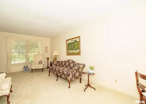 3442 54th St, Moline, IL 61265 photo 5