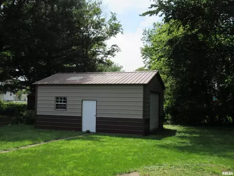 310 N Scandia St, Alpha, IL 61413 photo 13