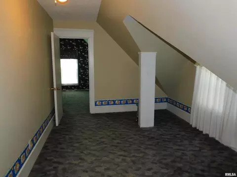 813 15th St, Moline, IL 61265 photo 14