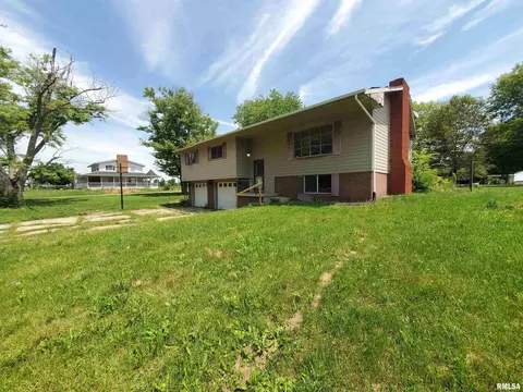 737 Mulberry St, Andover, IL 61233