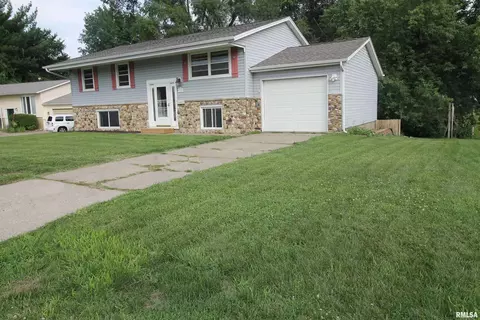 1509 12th St, Silvis, IL 61282 photo 2