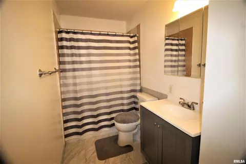 1509 12th St, Silvis, IL 61282 photo 12