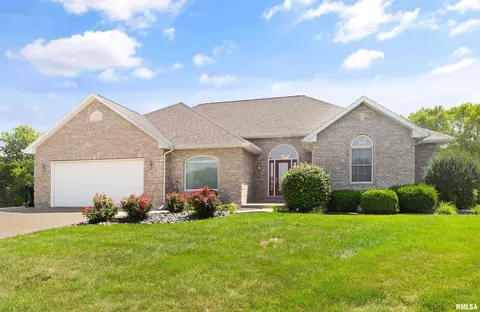 1622 Wellington Ct, Quincy, IL 62305