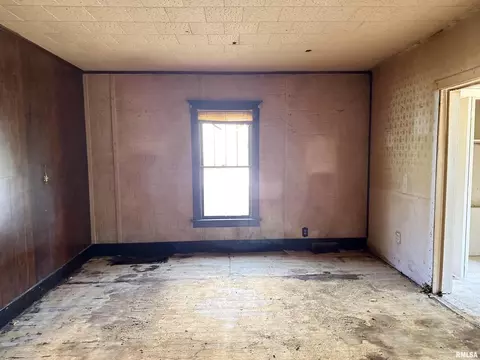 524 1st Ave, Silvis, IL 61282 photo 3