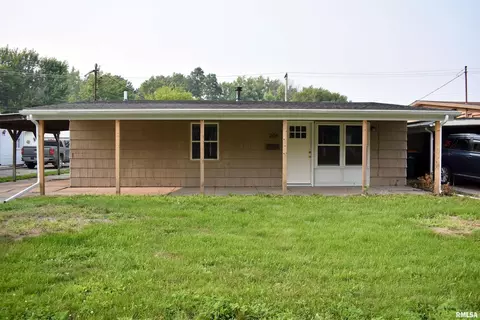 208 Barsi Blvd, Macomb, IL 61455