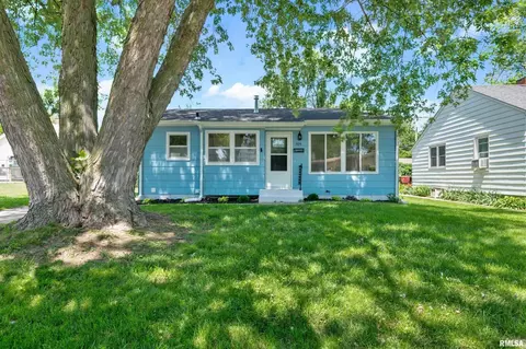 919 35th Ave, Rock Island, IL 61201