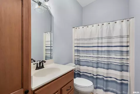 32 Villa Dr, Hampton, IL 61256 photo 21