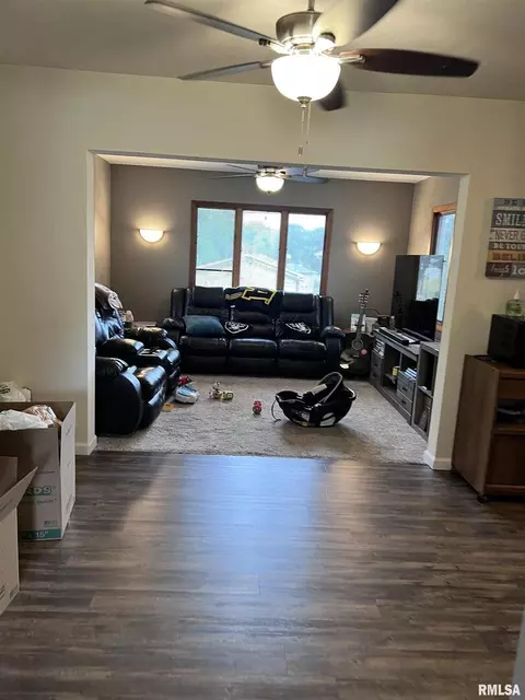 621 15th Ave, Orion, IL 61273 photo 3