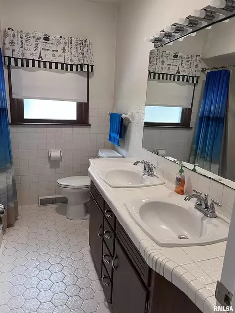 621 15th Ave, Orion, IL 61273 photo 5