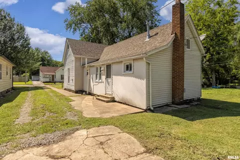 412 N 18th St, Herrin, IL 62948 photo 17