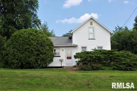 218 S Walnut St, Kewanee, IL 61443