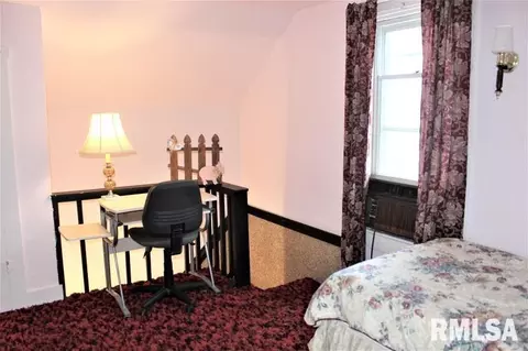 218 S Walnut St, Kewanee, IL 61443 photo 51