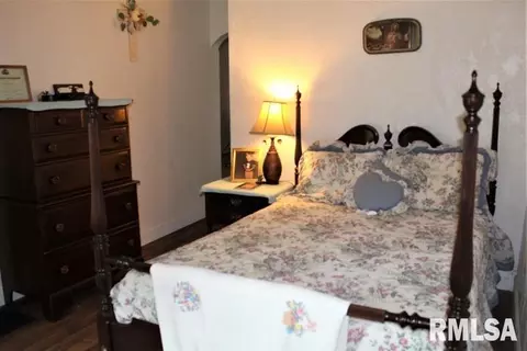 218 S Walnut St, Kewanee, IL 61443 photo 44