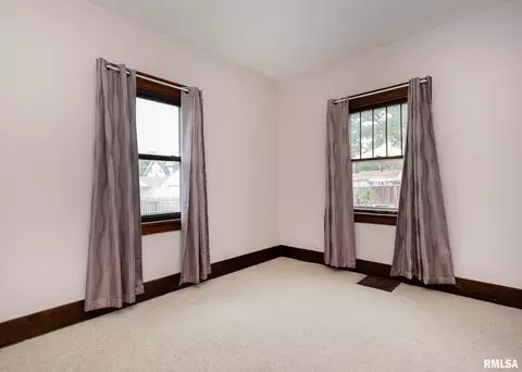 554 26th Ave, Moline, IL 61265 photo 25