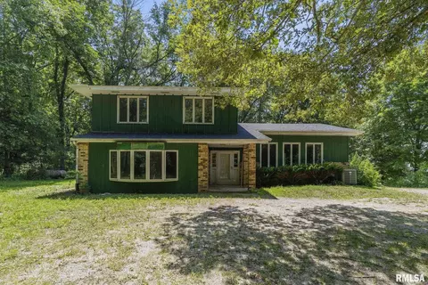 8604 E 600th St, Lynn Center, IL 61262