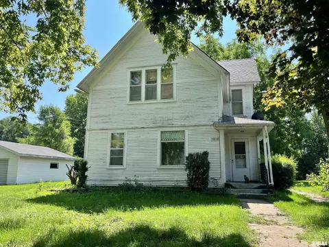1018 8th St, Erie, IL 61250