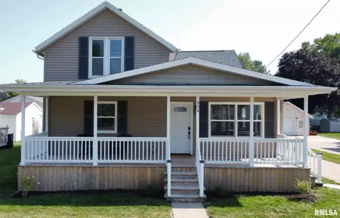 554 E Orange St, Geneseo, IL 61254