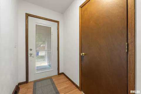 3514 39th St, Moline, IL 61265 photo 3