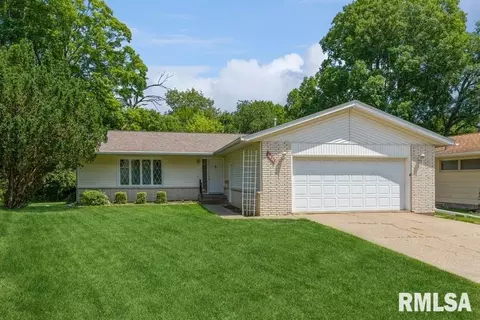 5431 11th Ave #A, Moline, IL 61265