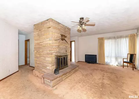 1220 34th St, Moline, IL 61265 photo 20