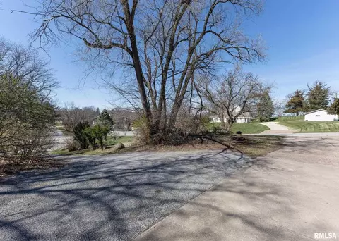 1220 34th St, Moline, IL 61265 photo 27