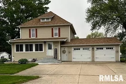 203 N School St, Atkinson, IL 61235