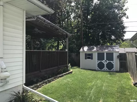 3301 53rd St, Moline, IL 61265 photo 27