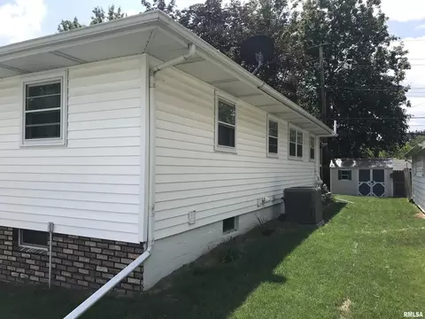 3301 53rd St, Moline, IL 61265 photo 25