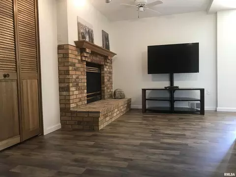 3301 53rd St, Moline, IL 61265 photo 17