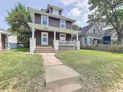 1015 18th Ave, Rock Island, IL 61201
