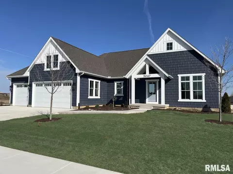 5047 Lakeside Ct, Bettendorf, IA 52722