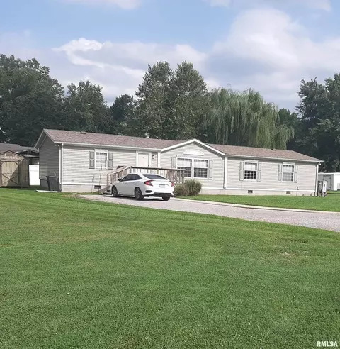 118 Sassie Dr, Herrin, IL 62948