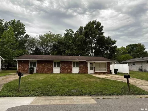 202 S Gray Dr, Carbondale, IL 62901