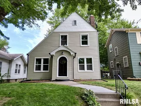 2909 Davenport Ave, Davenport, IA 52803