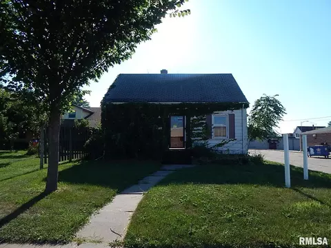 1732 Sturdevant St, Davenport, IA 52804