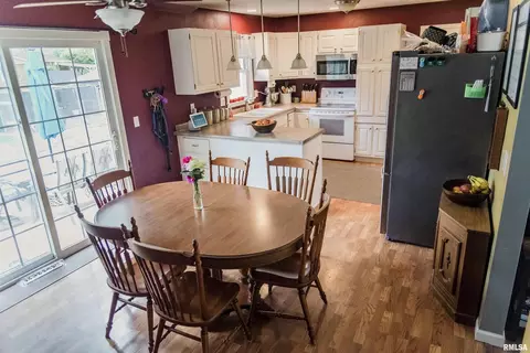 4112 Pine Tree Rd, Quincy, IL 62305 photo 4