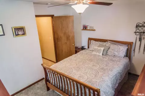 4112 Pine Tree Rd, Quincy, IL 62305 photo 8