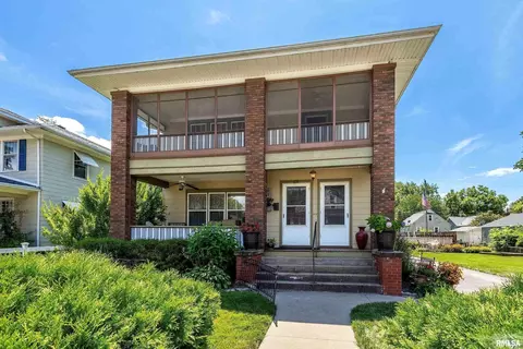 633 E Colorado St, Davenport, IA 52803
