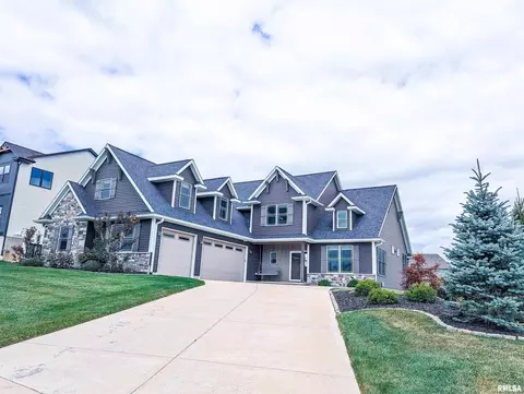 285 Madison Dr, Riverdale, IA 52722
