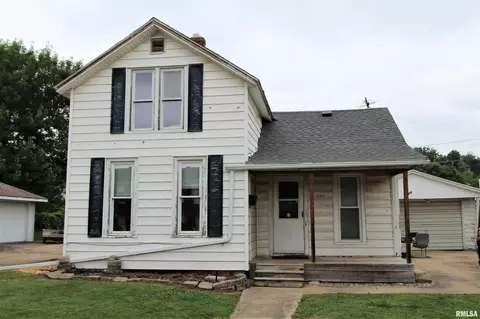 740 2nd Ave S, Clinton, IA 52732