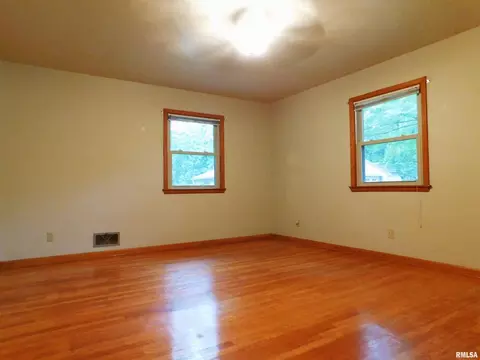 3120 12th Ave, Moline, IL 61265 photo 13