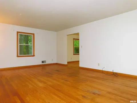 3120 12th Ave, Moline, IL 61265 photo 5