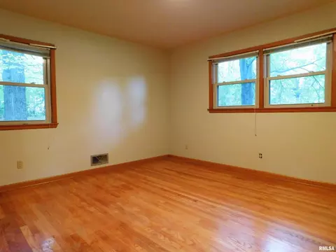3120 12th Ave, Moline, IL 61265 photo 14