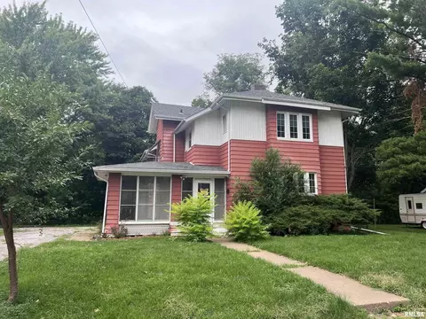 1721 11th Ave, Moline, IL 61265